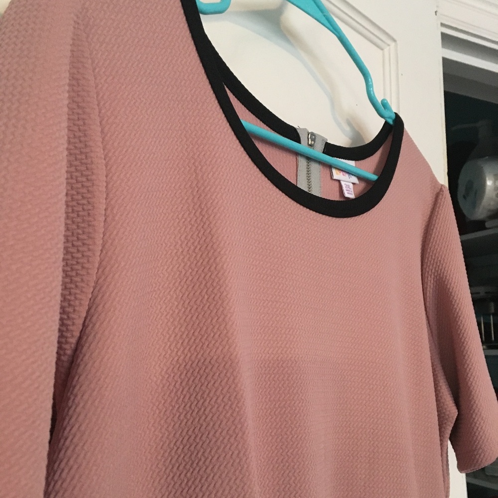 LuLaRoe Amelia- Dress w/ Pockets NWT